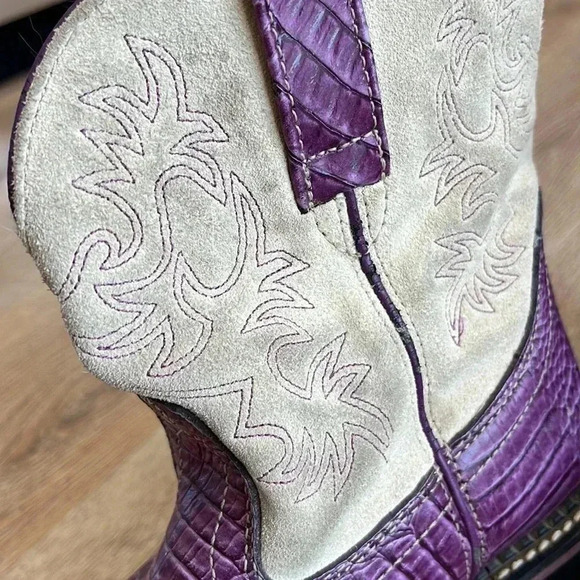 VTG. Ariat Fatbaby PURPLE /BONE CROCODILE PRINT Leather Mid Calf Boots Size 6.5 - Picture 15 of 16